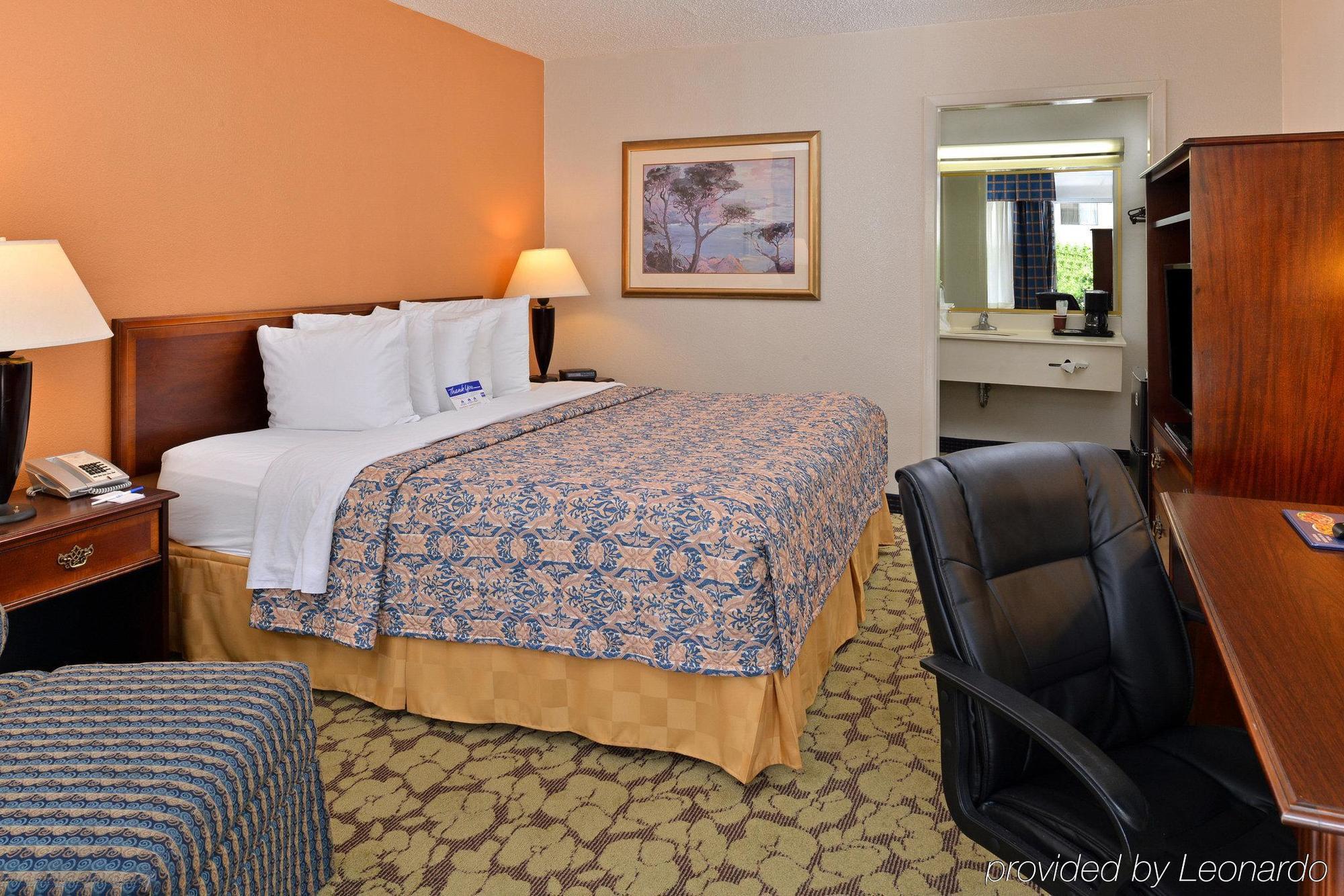 Econo Baton Rouge Hotel