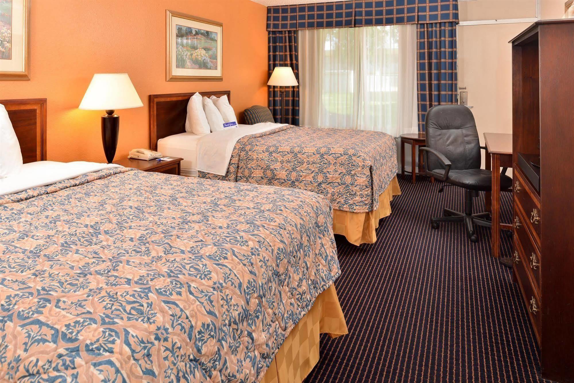 Econo Baton Rouge Hotel
